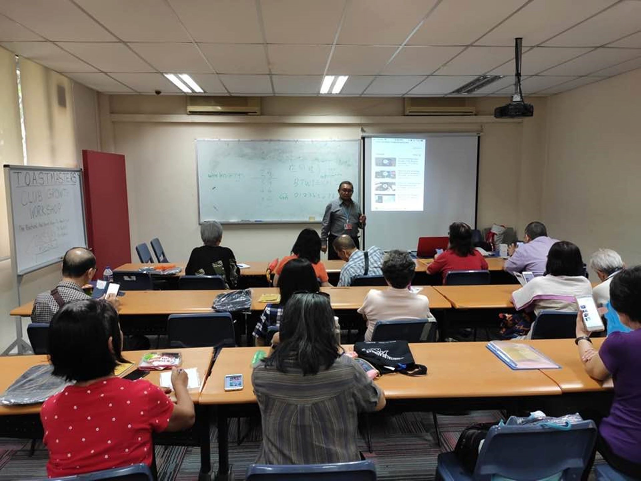 MOHAMED IQBAL-750G-1classroom.. - Copy.jpg