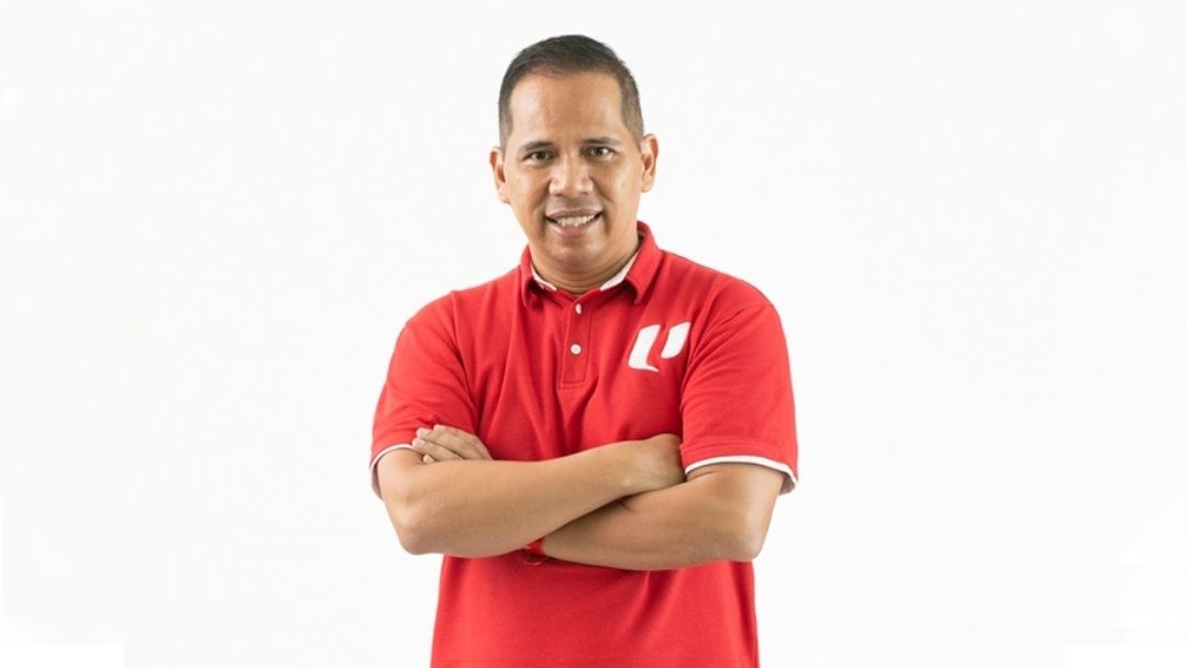 Black Brown Minimal Feminine Moodboard Photo Collage.jpg