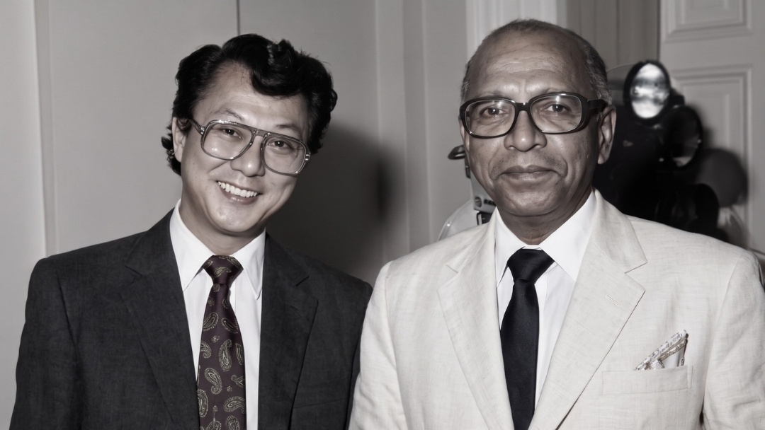 Alan Tan with CV Devan Nair.jpg