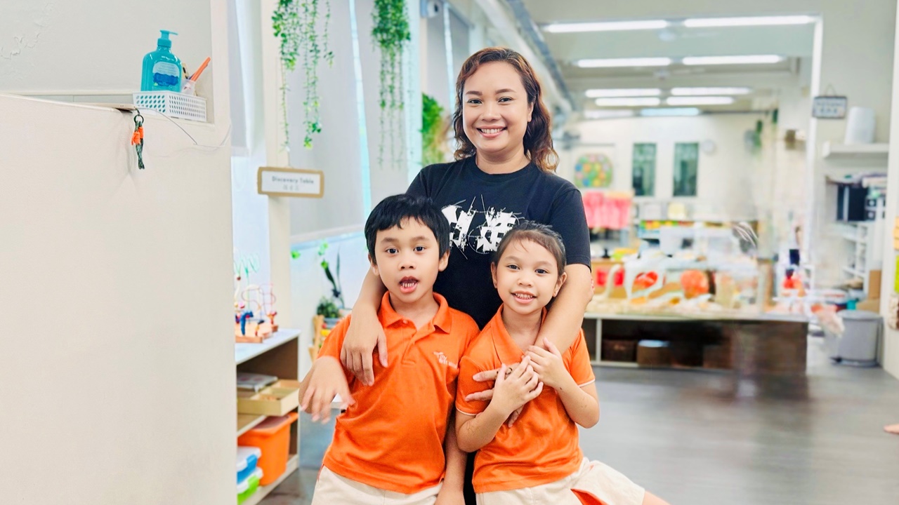 Aishah and 2 kids_1280.jpg