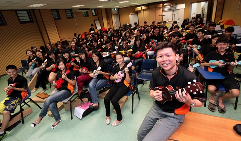 Cher Yong at a group ukulele session
