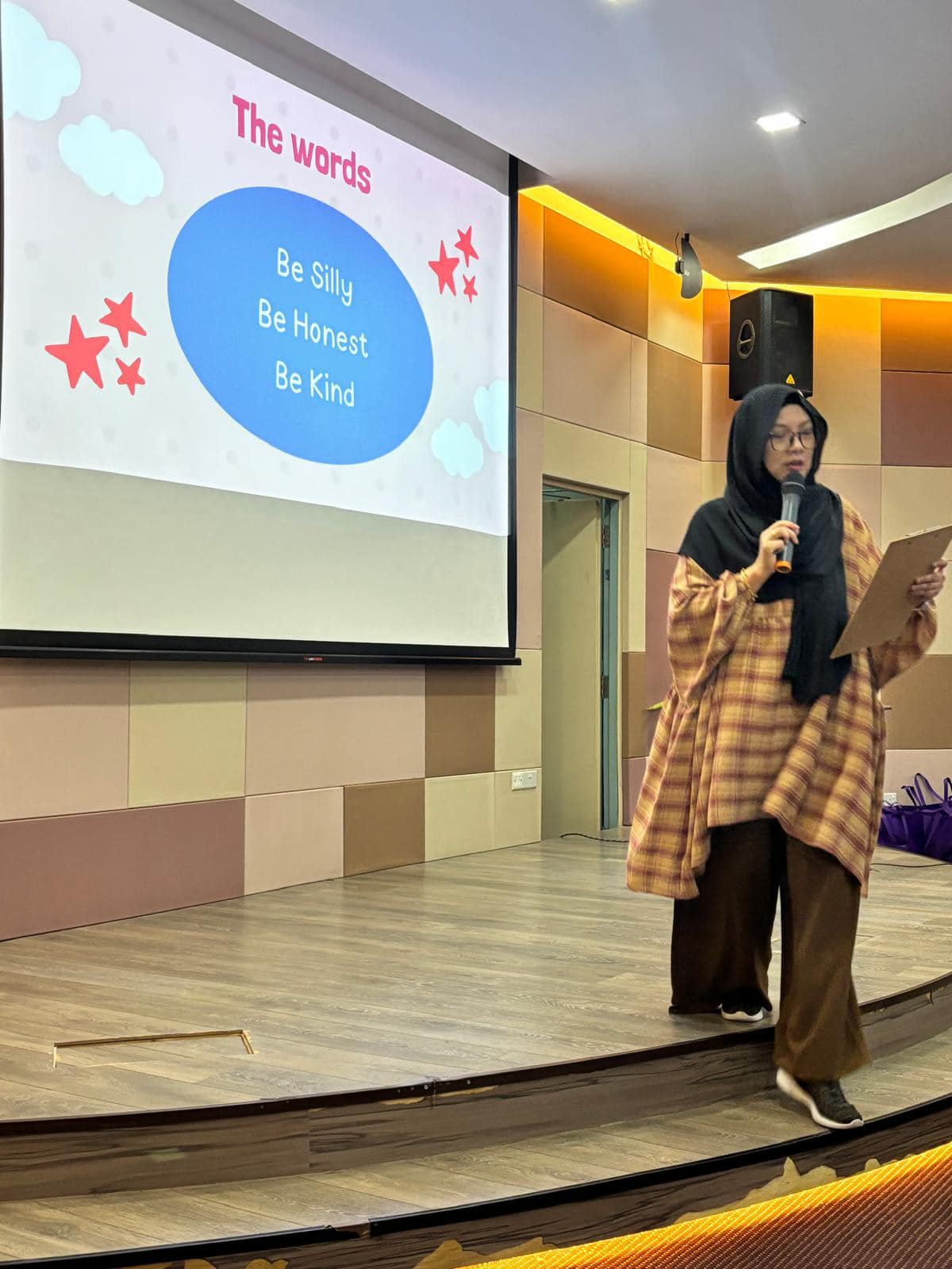 Mahmudah Mohamed-572F-MWTI1.jpg