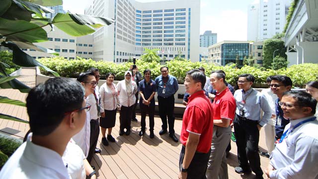 HSEU kick-started distribution of 3,000 care packs to healthcare workers