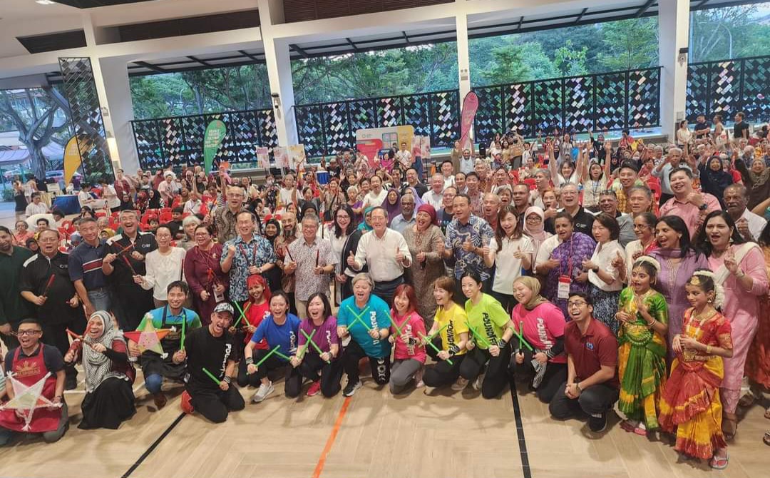 Pose 2 - Robin Lim Heng Hock