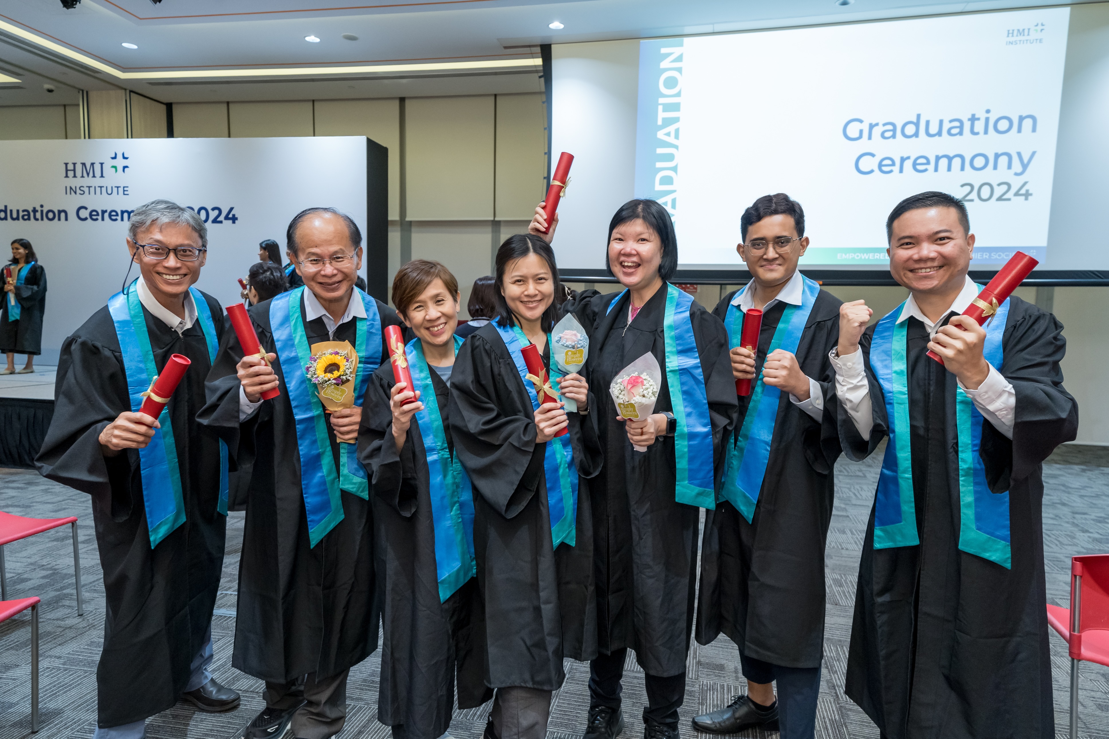 CHEW SU BING-284E-241011_HMI_Graduation_GwenPixelStop_GwenChew_192_GPE02716.jpeg