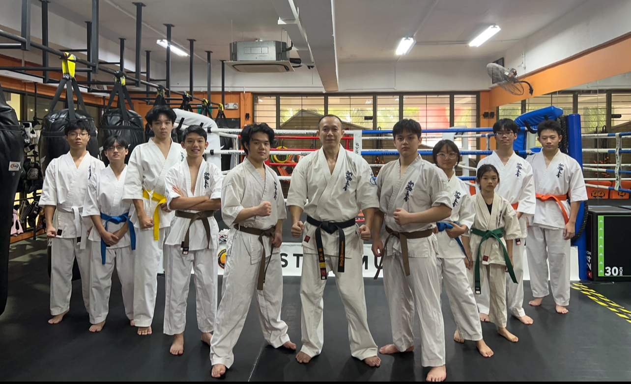 FRANCIS TAN THENG HAI-308A-Dojo grp photo10.jpg