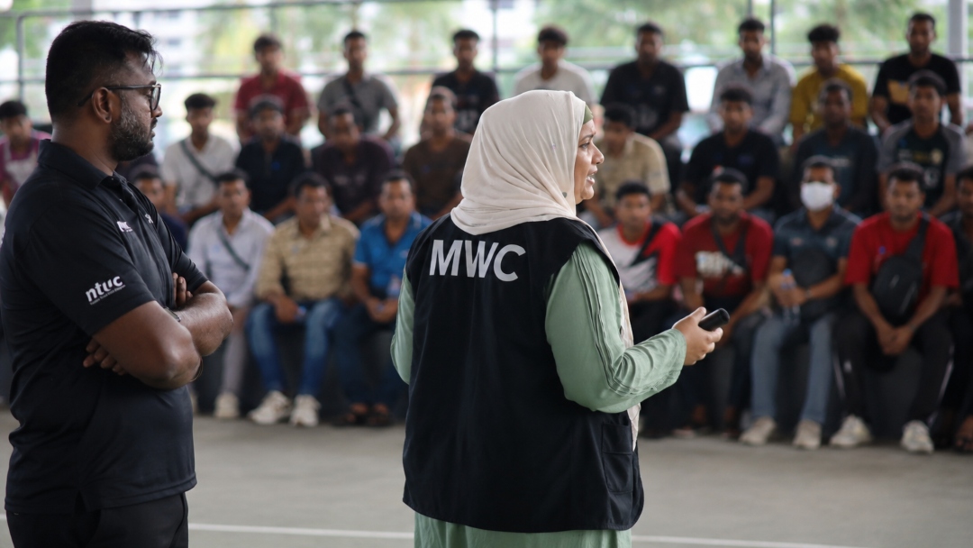 MWC engaging workers_1080.jpg